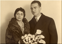 Joaquín Rodrigo en el día de su Boda 
        con Victoria Kamhi en 1933